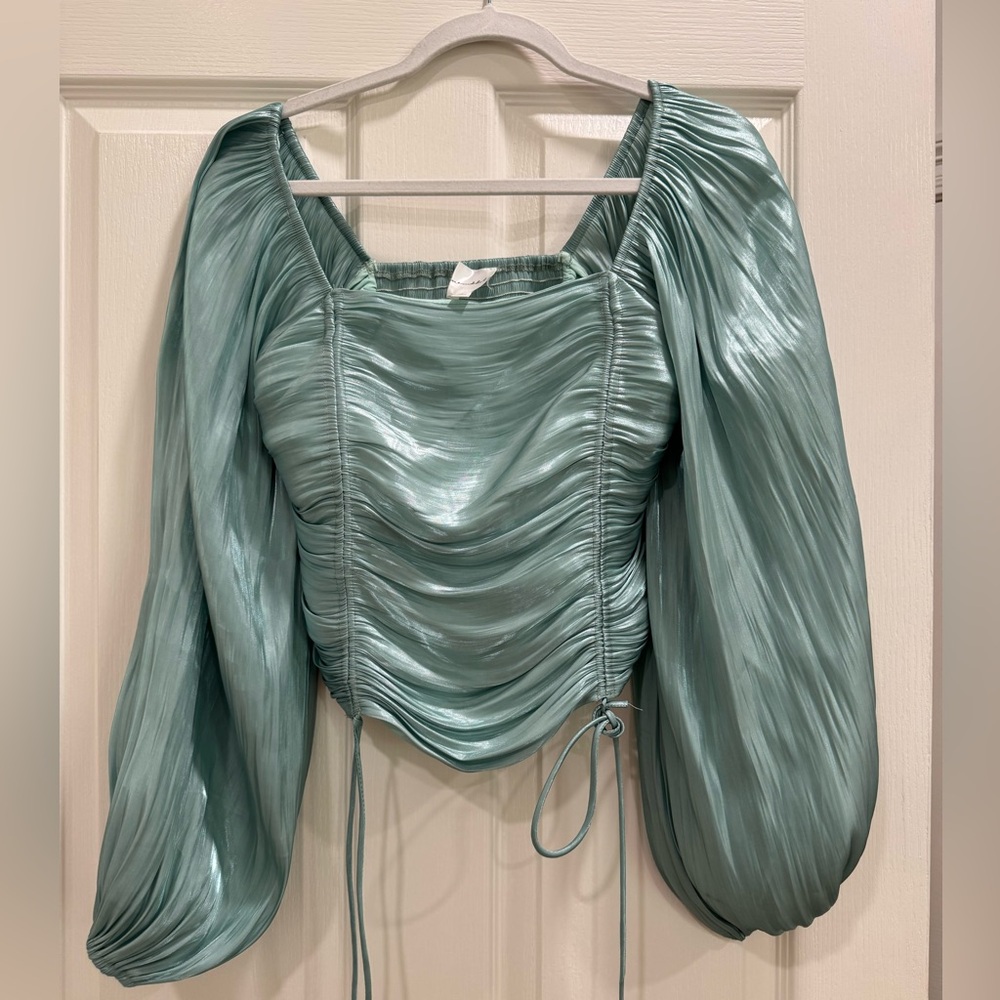 Line & Dot Aqua Top